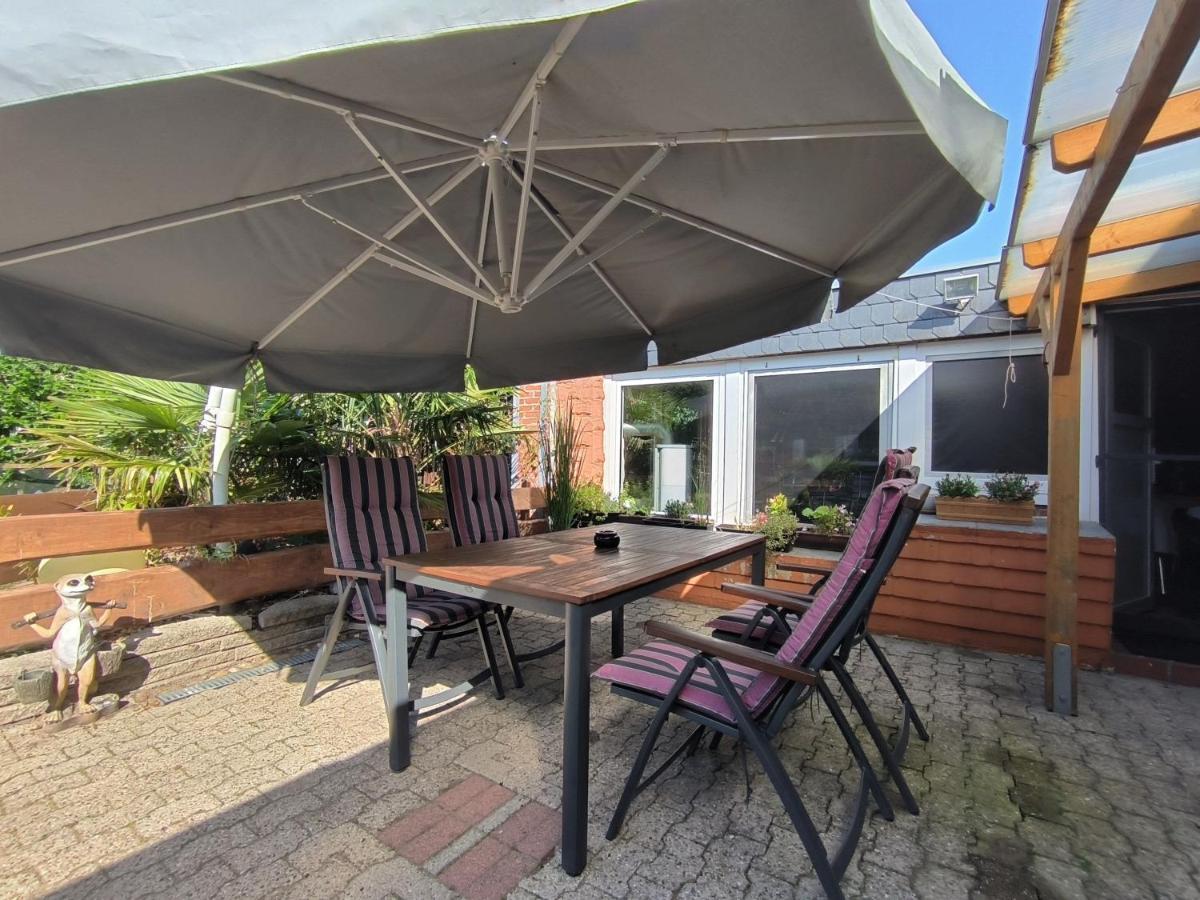 Ferienwohnung Mohnkopf - Unterkunft Fuer 2 Bis 3 Personen Mit Terrasse Jerrishoe Exterior photo